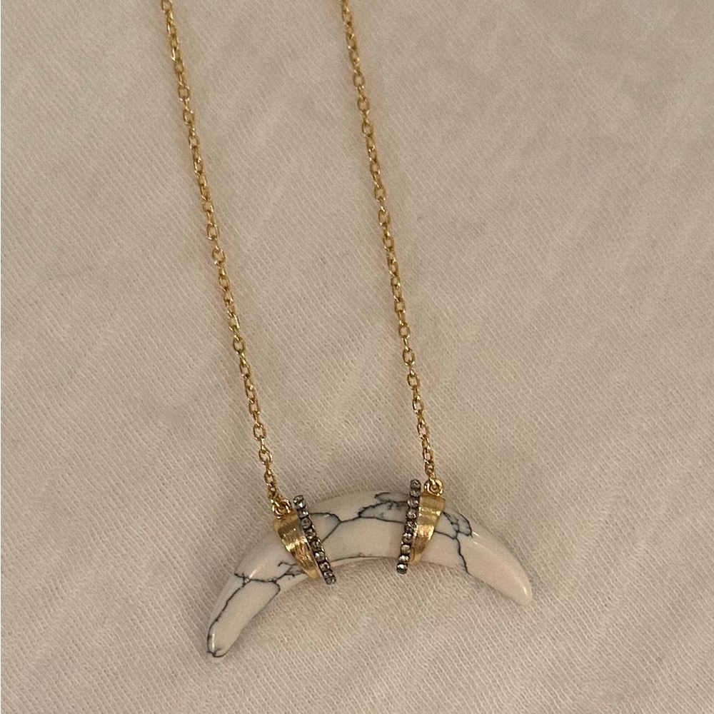 Stella and Dot marbled stone crescent necklace